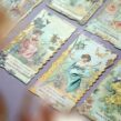 《韓玉青｜舊物誌》菊苣根咖啡廣告卡：Belle Époque 美好年代的紙上美學與巴黎跳蚤市場故事